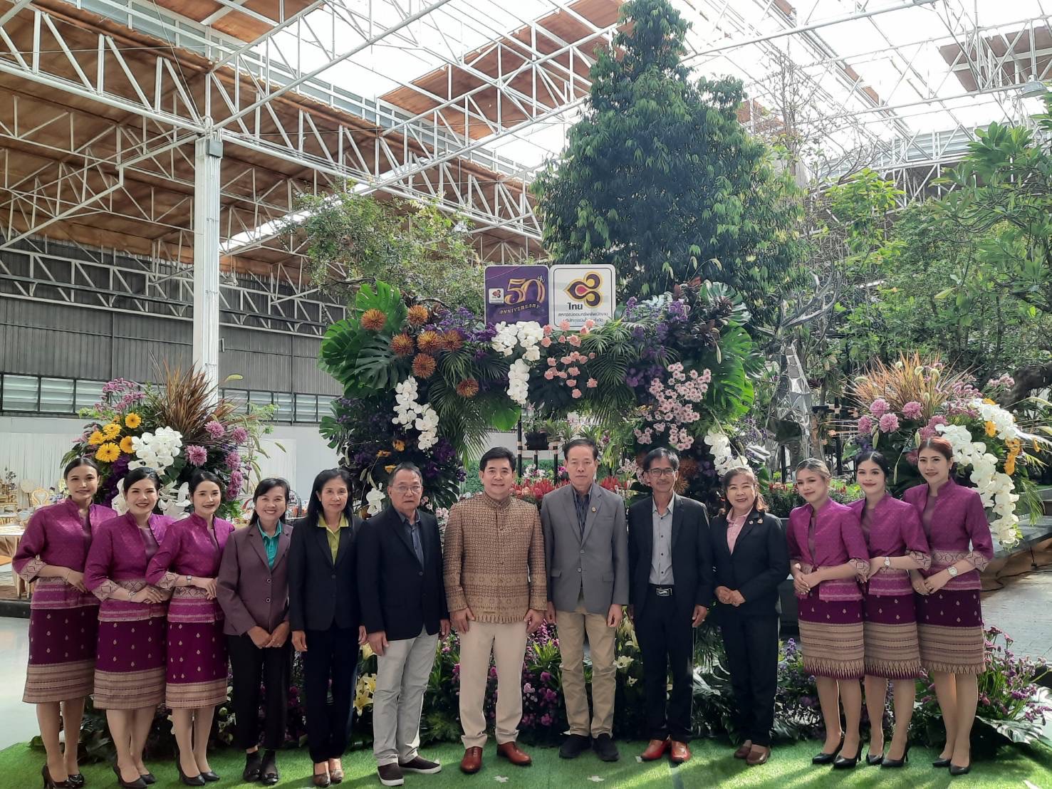 เข้าร่วมพิธีทำบุญและมอบของที่ระลึกแสดงความยินดีกับ นายนินนาท พัฒนวิบูลย์ ประธานกรรมการ สหกรณ์ออมทรัพย์พนักงานบริษัทการบินไทย จำกัด